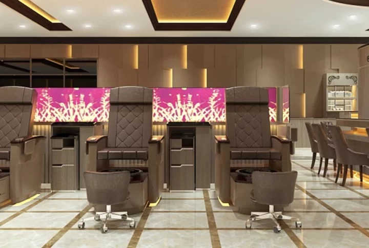 Trendy Pedicure Chair Designs for Modern Nail Salons